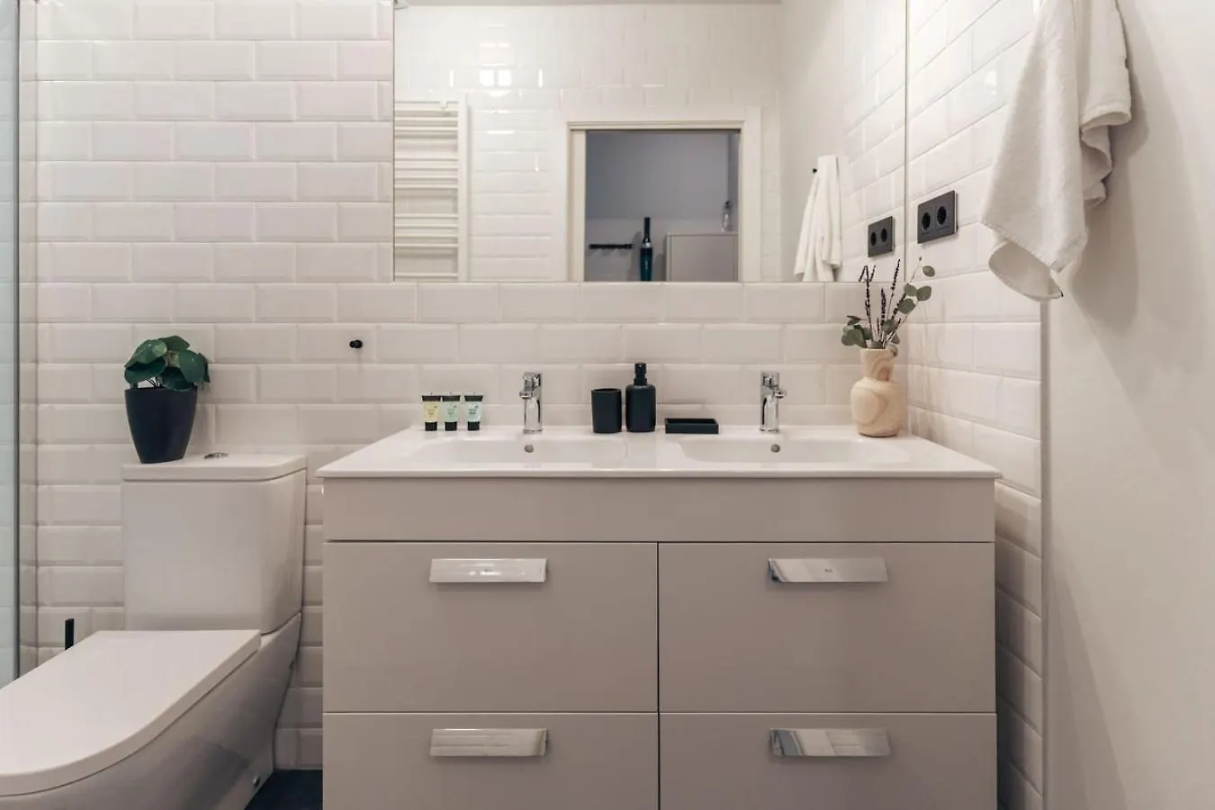 Casa Atlas Barcelona Apartment