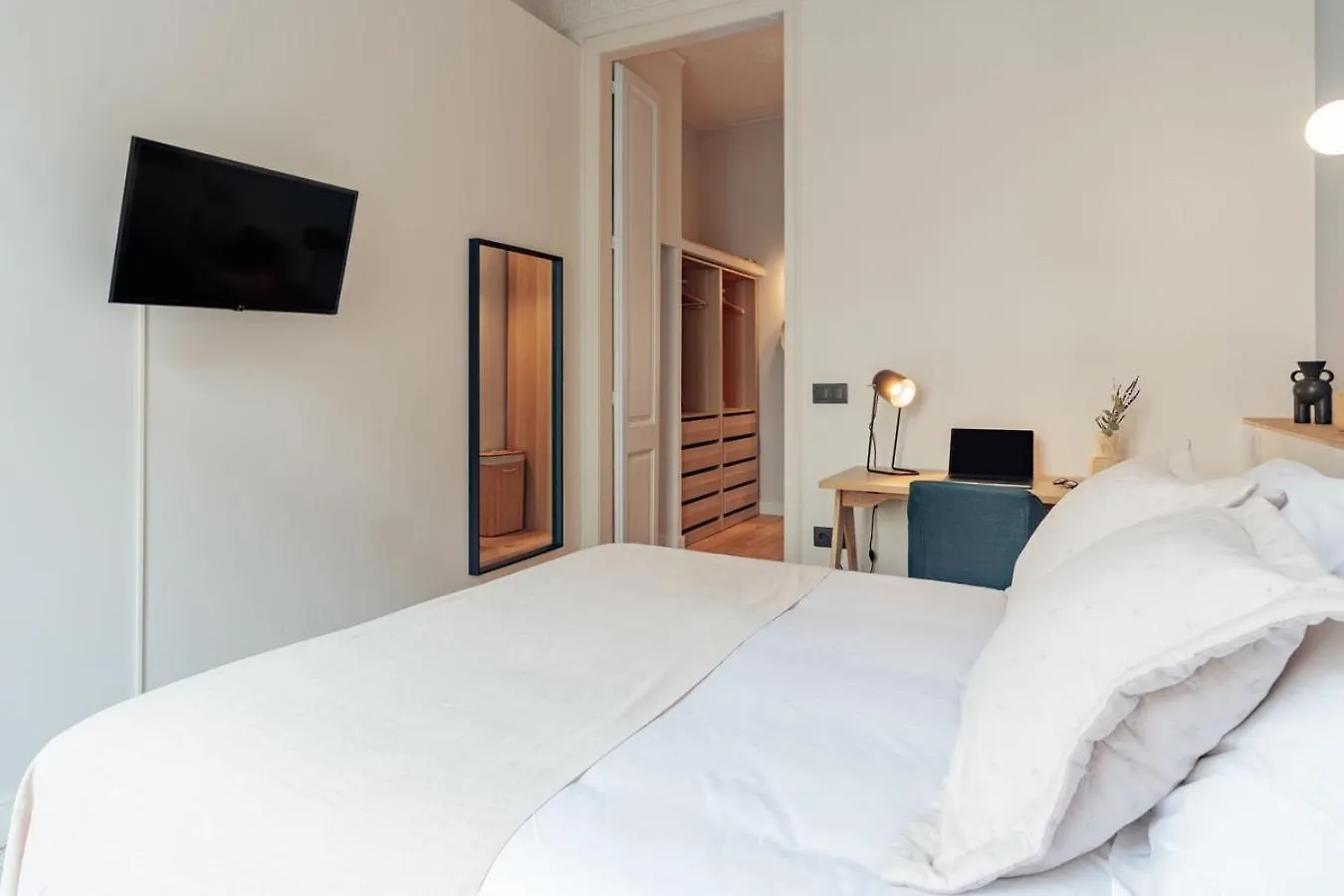 Casa Atlas Barcelona 0*,  Spain
